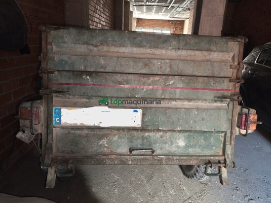 Remolque agrícola con basculante 