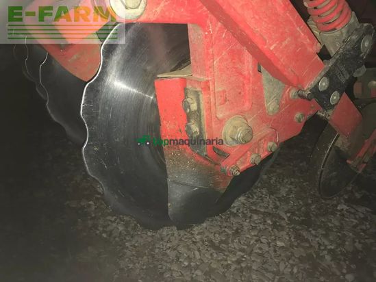 Sembradora directa - Gaspardo - gigante 600 33 ro