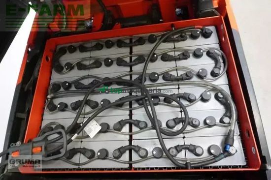 Elevadora - Linde - e 18 ph evo 386-02