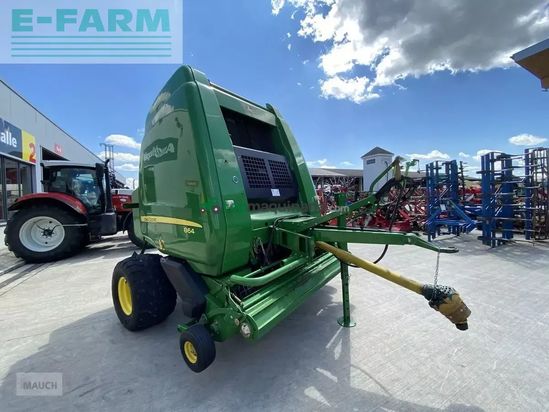 Empacadora gigant - John Deere - 864