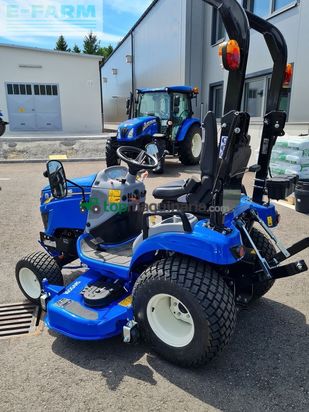 Tractor agrícola - New Holland - boomer 25