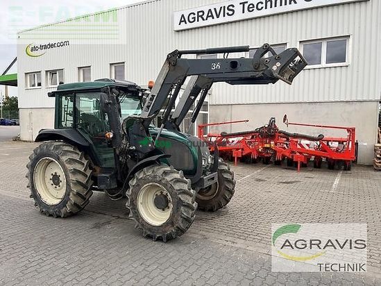 Tractor agrícola - Valtra - a 83 h