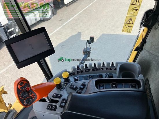 Cosechadora de Cereal - New Holland - cr9090