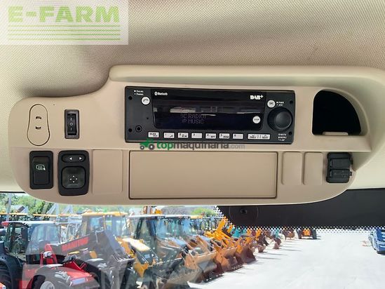 Tractor agrícola - John Deere - 6130r premium edition tractor (st26727)
