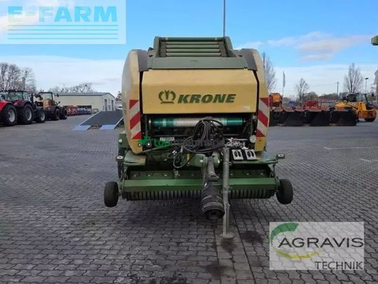 Empacadora gigant - Krone - comprima cv 150 xc