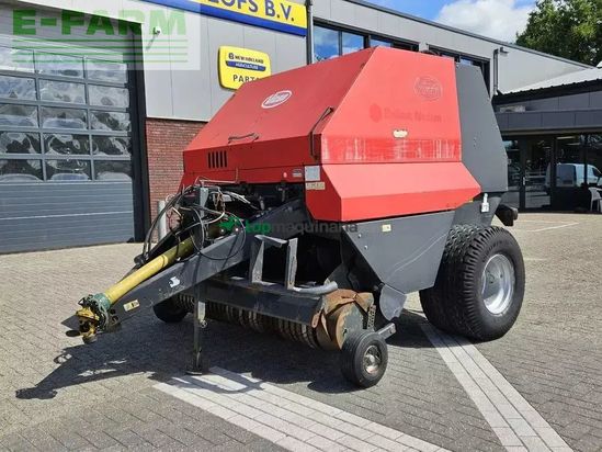 Empacadora gigant - Vicon - rf125