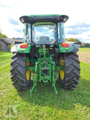 Tractor agrícola - John Deere - 5070m 5070 m 44900€