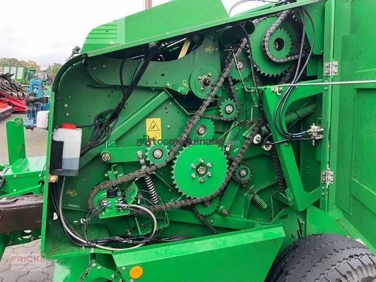 Empacadora gigant - John Deere - 623 multicrop