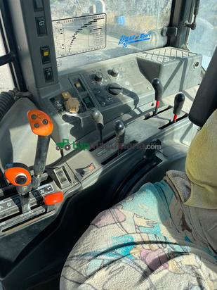 Tractor agrícola - New Holland -  8340