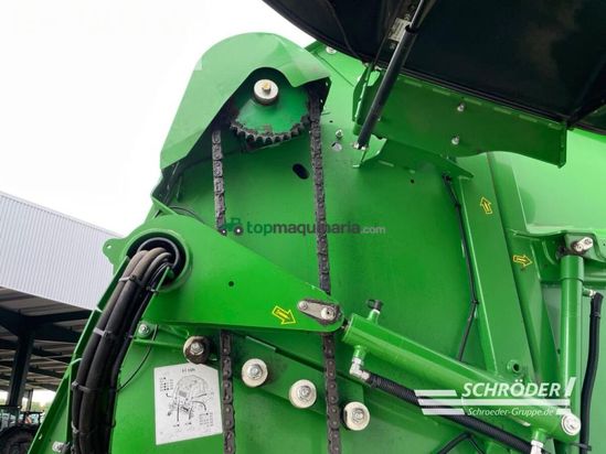 Empacadora gigant - John Deere - v 461 m
