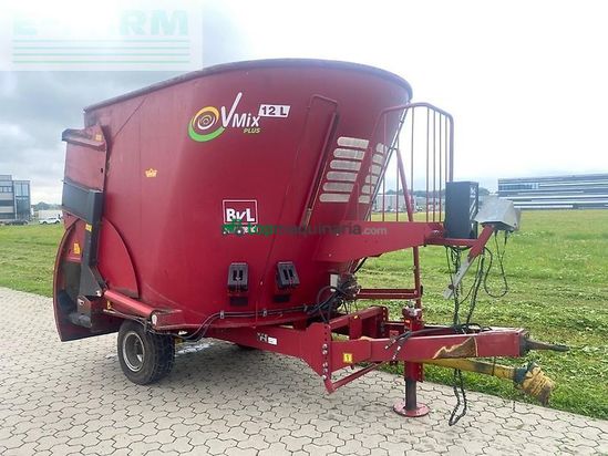 Remolqu esparcidor - BVL - v-mix plus 12l