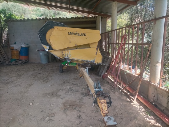Cosechadora de Cereal - New Holland - Tc 54 