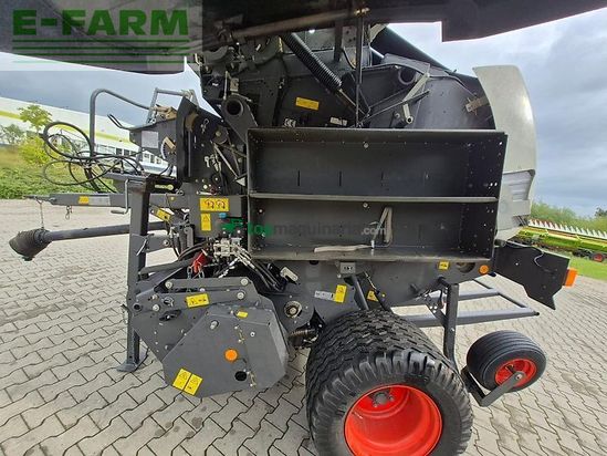 Empacadora gigant - Claas - variant 360 rc