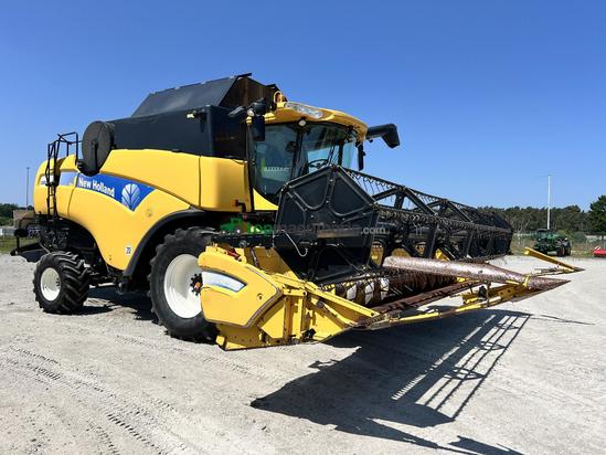Cosechadora de Cereal - New Holland - CX8080