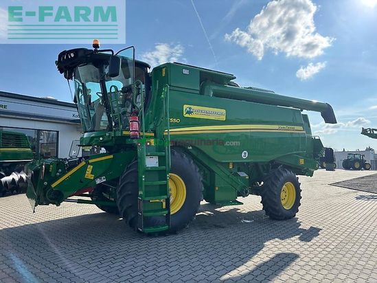 Cosechadora de Cereal - John Deere - t550