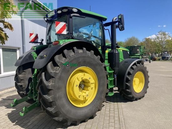 Tractor agrícola - John Deere - 6r215
