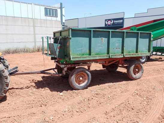 Remolque agrícola basculante 5000kgs
