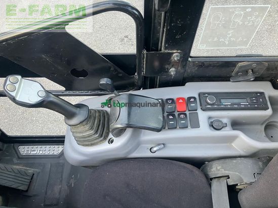 Minicargadora - JCB - 403 plus agri