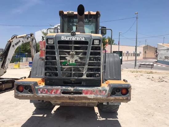 Pala cargadora Hyundai 757-9