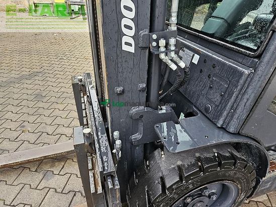 Elevadora - Doosan - d30s-9