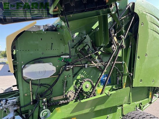 Empacadora gigant - Krone - fortima v 1800 mc