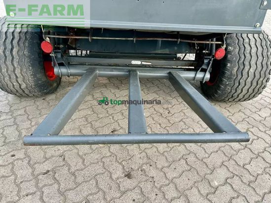 Empacadora gigant - Claas - variant 385