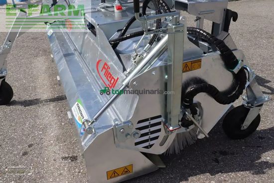 Riego -  - fliegl agrocenter kehrmaschine 2300