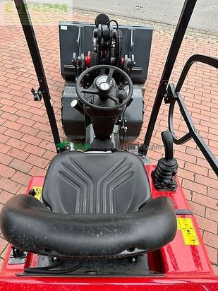 Minicargadora - Schaffer - 1622