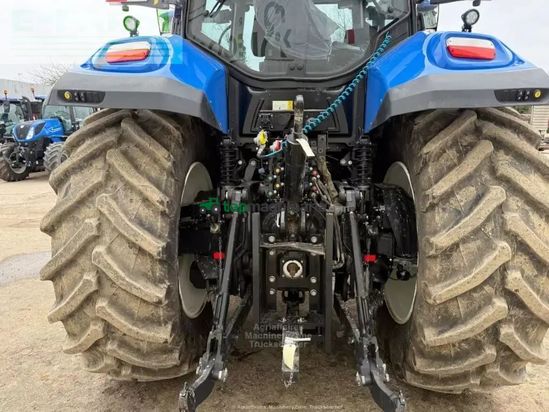Tractor agrícola - New Holland - t 7.270 plmi