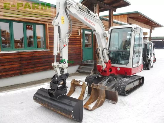 Excavadora - Takeuchi - tb 235 (3.605kg) powertilt + hydr. sw