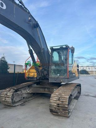 Excavadora VOLVO  EC300EL