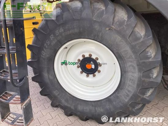 Cosechadora de Cereal - New Holland - cr 9080