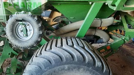 Sembradora directa - Amazone - primera dmc 3000-c