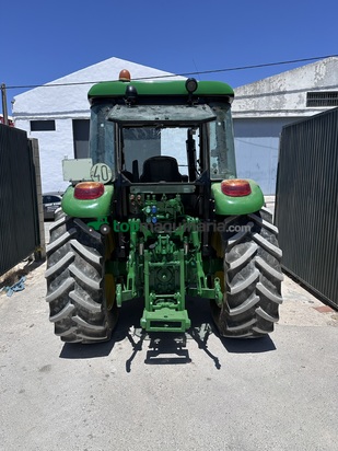 Tractor agrícola - John Deere - 5100M