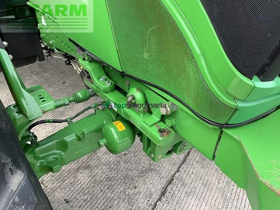 Tractor agrícola - John Deere - 6215r tractor (st24428)