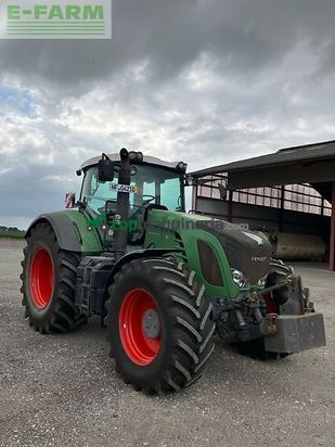 Tractor agrícola - Fendt - 930 com 3