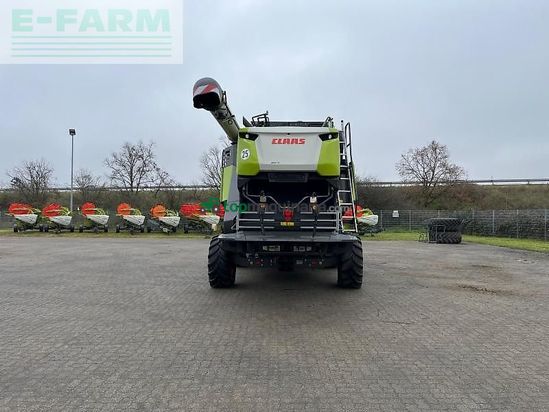 Cosechadora de Cereal - Claas - trion 660 montana