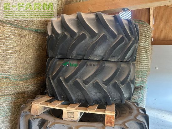 Tractor agrícola -  - kompletträder