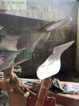 Arado - Kuhn - 122 varimaster