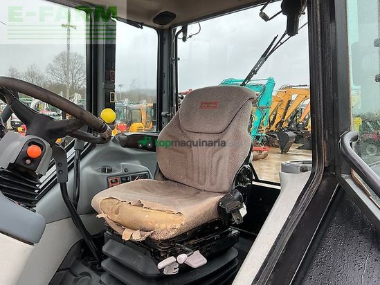 Tractor agrícola - Valtra - a93 tractor (st25537)