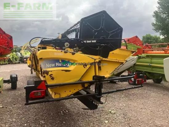 Cosechadora de Cereal - New Holland - cr 980