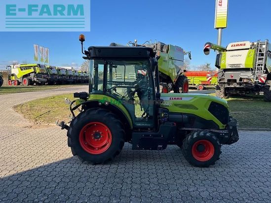 Tractor agrícola - Claas - nexos 240 s stage v