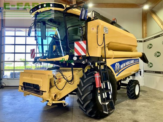 Cosechadora de Cereal - New Holland - tc 5070