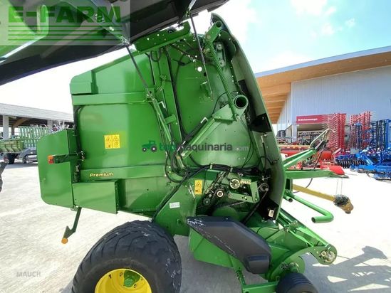 Empacadora gigant - John Deere - 864