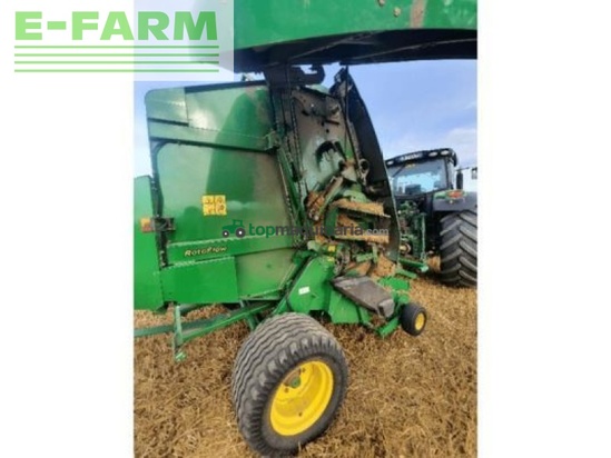 Empacadora gigant - John Deere - 864