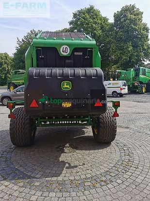 Empacadora gigant - John Deere - v461m