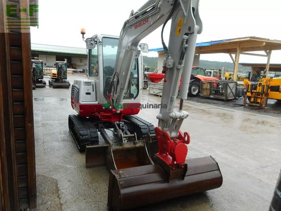 Excavadora - Takeuchi - tb 235 (3.605kg) powertilt hydr. sw + 3 löffel