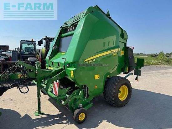 Empacadora gigant - John Deere - v461m