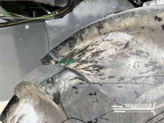 Cosechadora de Cereal - Massey Ferguson - beta 7370 + schneidwerk 6,80m