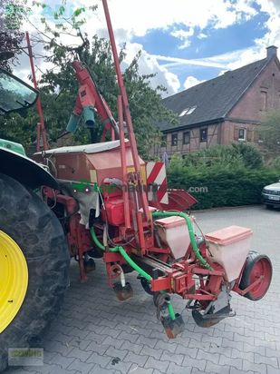 Sembradora monograno mecanica - Becker - aeromat t